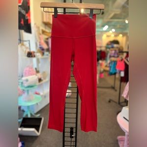 Lululemon 21” High Rise  Align Crop in Red